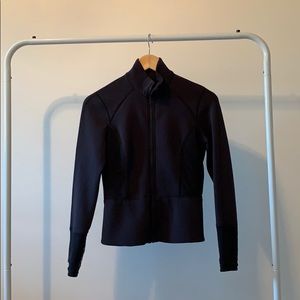 Cute black tight Lululemon sweater - size 6